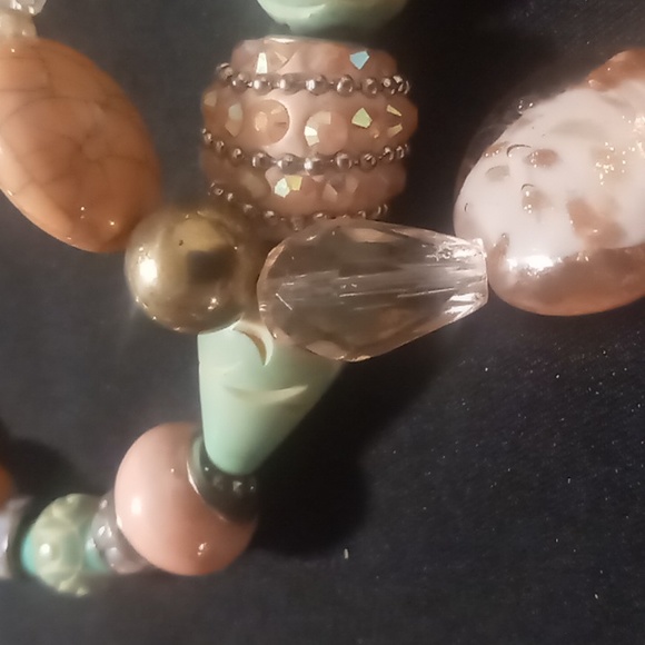 Expandable beaded bracelet & toggle clasp faux stone glass beads - Picture 8 of 8